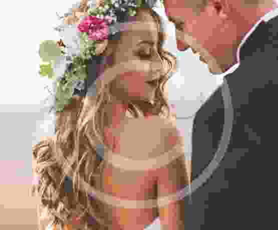 How To Choose a Wedding Photographer